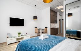 Al Jerozolimskie 216 Apart-Wawa